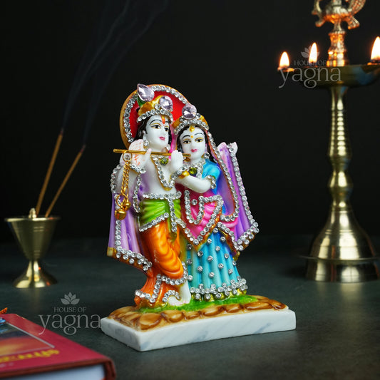 Radha Krishna Murti – Eternal Bond of Bhakti & Beauty