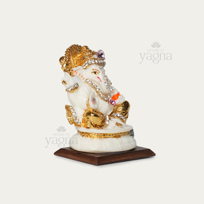 Ganpati Idol for Small mandirs and car dashboard
